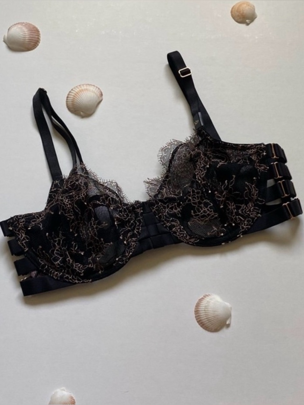 Victoria’s Secret Very Sexy Unlined Demi Bra 32D Black Lace